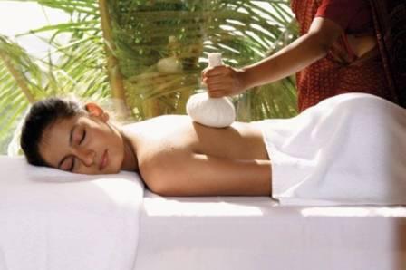 woman-salon-having-therapy (1) (6)